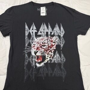 Def Leppard Black Graphic Tee